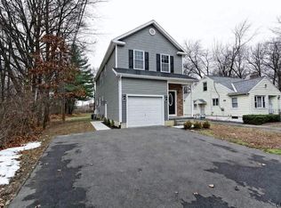 116 Valley Rd, Colonie, NY 12205