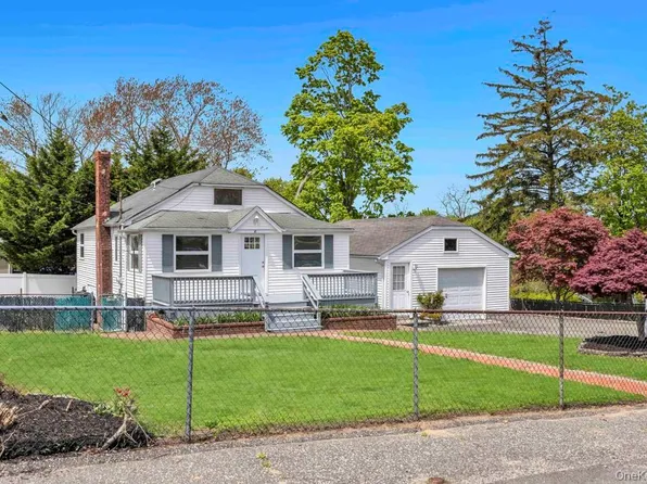 18 Islip Drive, Sound Beach, NY 11789