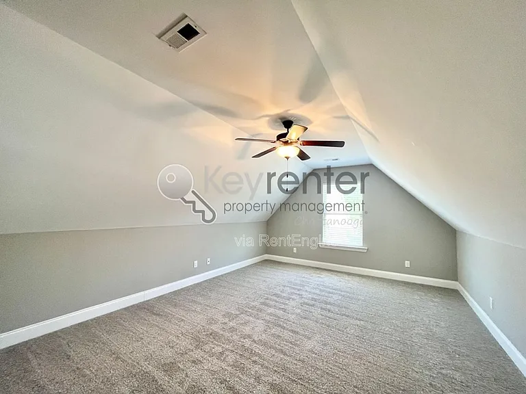 2758 Waterhaven Dr — Photo 21