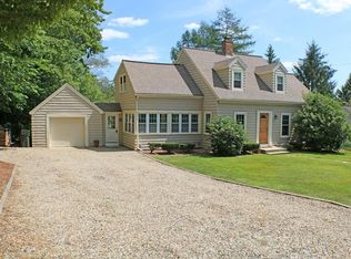 48 Fiske Hill Rd, Sturbridge, MA 01566