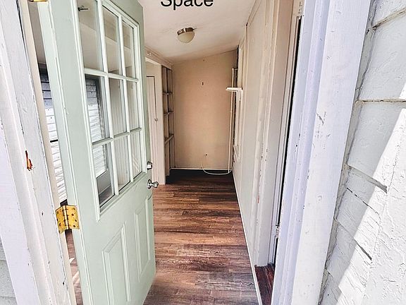 2nd image of 812 14th St N #S
