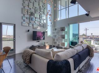 912 N San Vicente Blvd APT 5, West Hollywood, CA 90069
