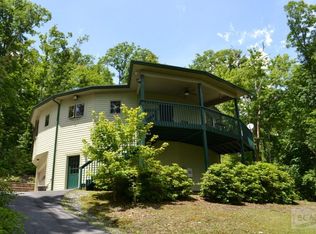 7711 Parks Mountain Dr, Newland, NC 28657