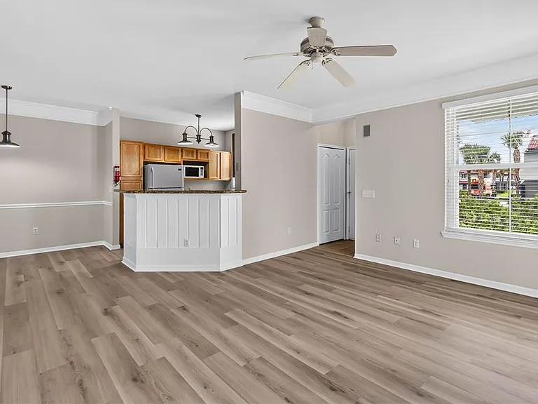 5002 Mangrove Aly #102 — Photo 8