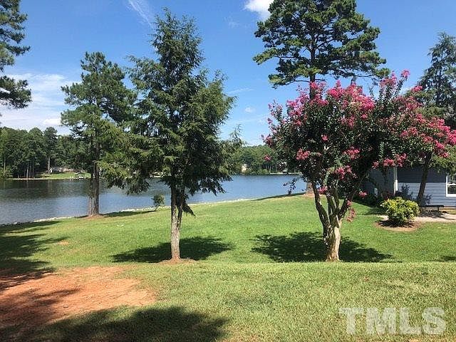 1st image of 110 Horse Shoe Dr