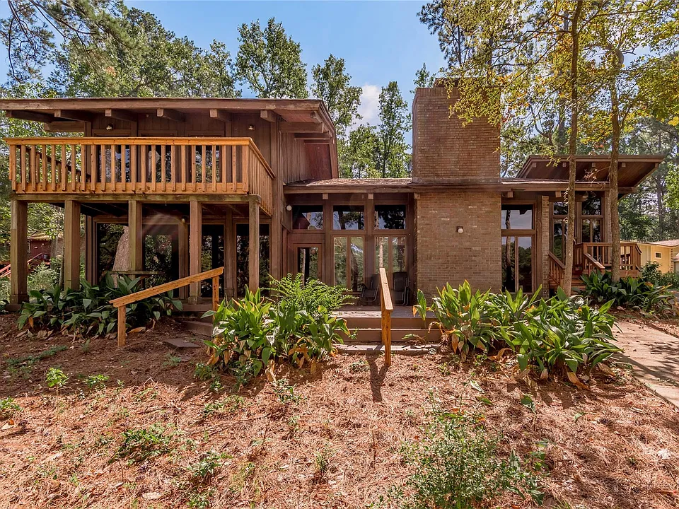 3786 Summer Ln