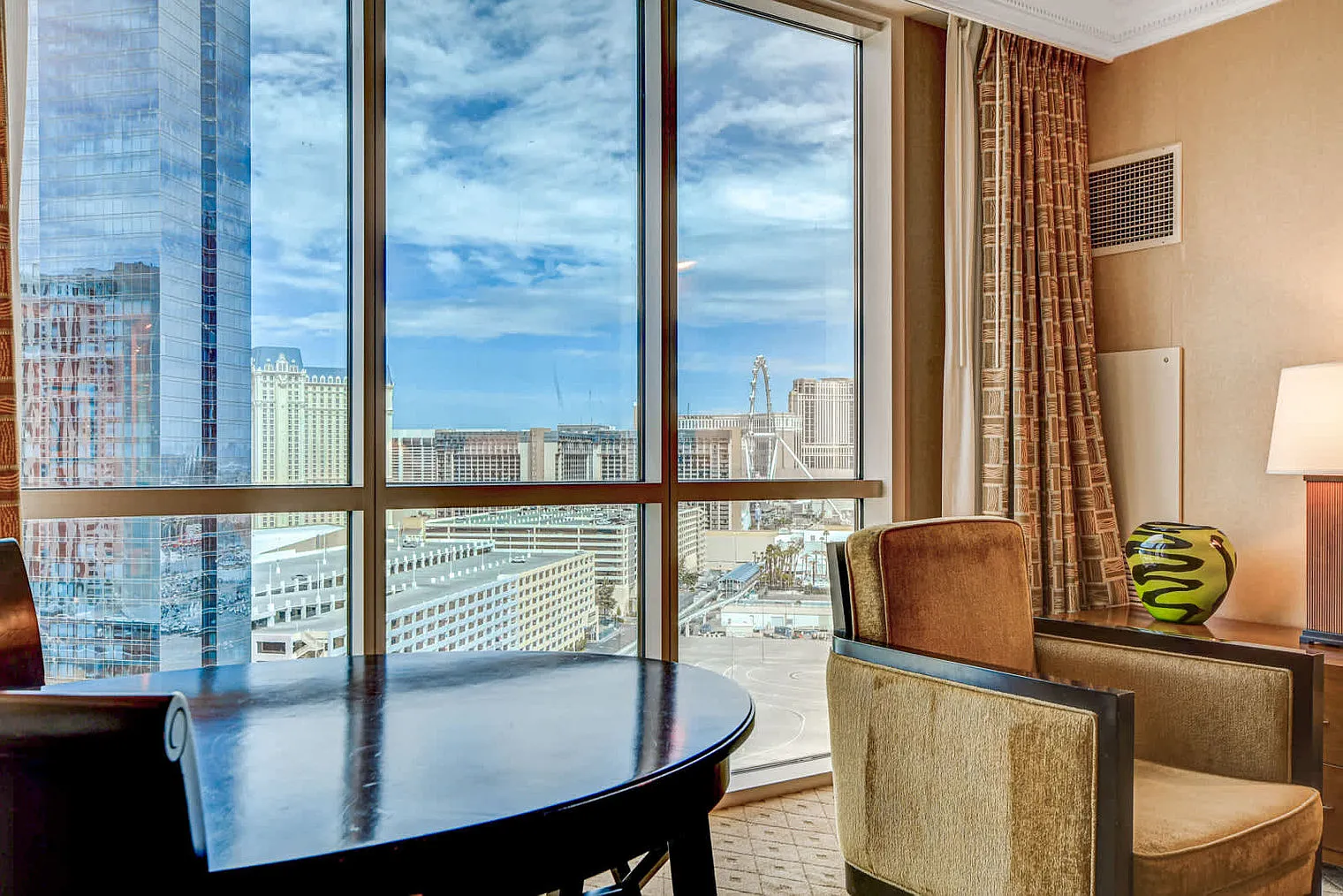 Studio, 1.0 bath, 548 sqft, $5,652 — Photo 3