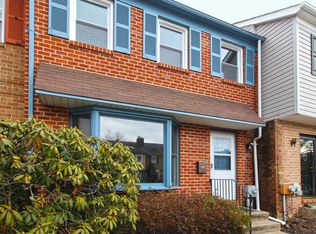 3 Gatehouse Ln, Doylestown, PA 18901