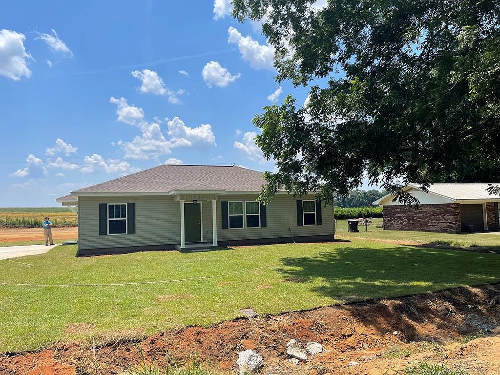 772 E College Ave, AL 36375 Zillow