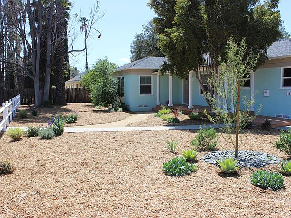 2nd image of 7455 Owensmouth Ave