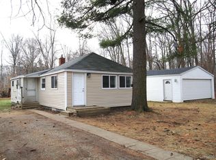 1155 W Williamson Ave, Flint, MI 48507