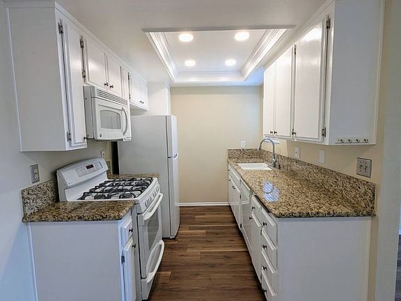4th image of 1131 Packers Cir Unit 70