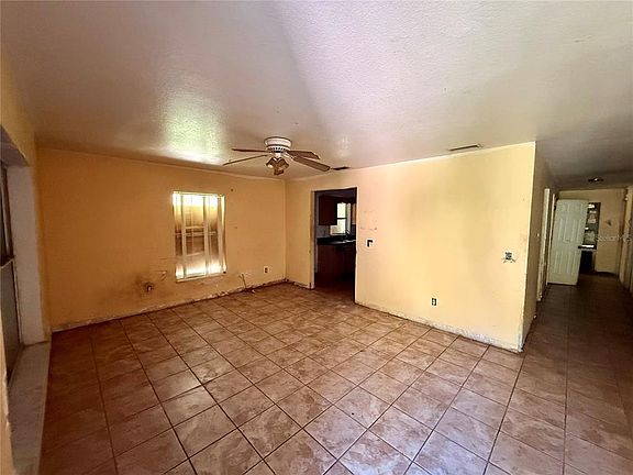 5th image of 2715 MARIGOLD AVENUE