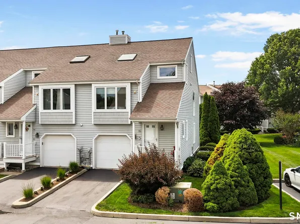 81 Sandpiper Crescent #81, Milford, CT 06460