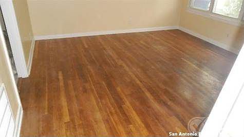 3rd image of 222 Basswood Dr