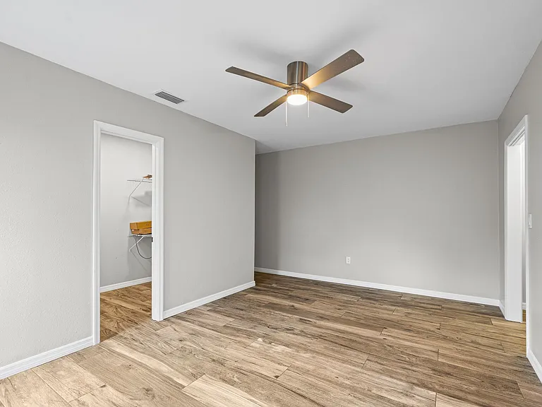 240 Eider Rd — Photo 39
