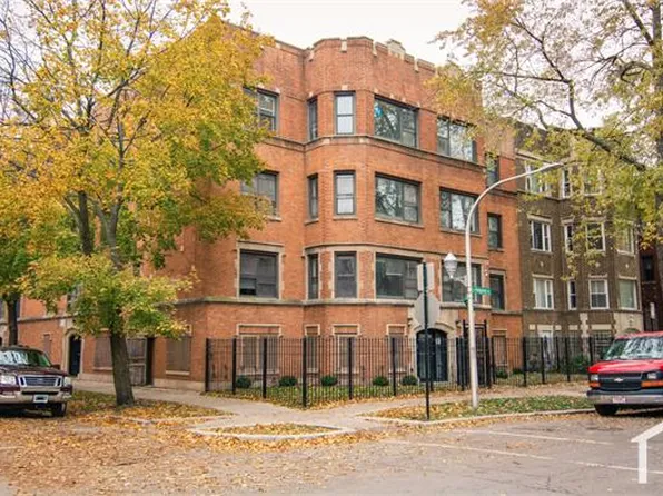 2520 E 77th St APT 3, Chicago, IL 60649