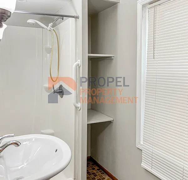 5614 S Wayne Rd #1 — Photo 3