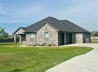 169 SW Elk Creek Loop, Cache, OK 73527