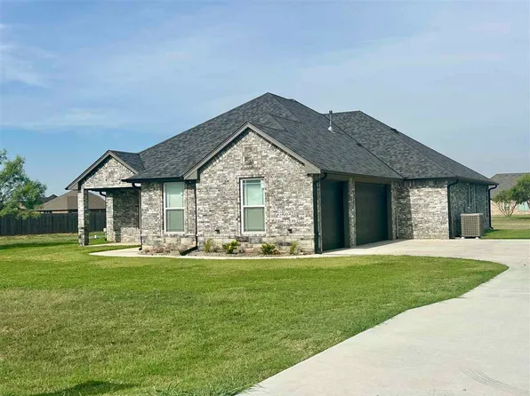 169 SW Elk Creek Loop, Cache, OK 73527