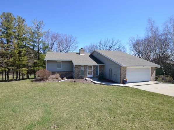 431 North Fremont STREET, Whitewater, WI 53190