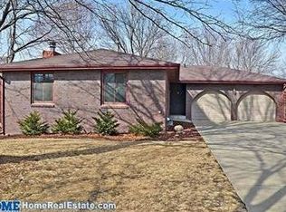 6810 Bernese Blvd, Lincoln, NE 68516
