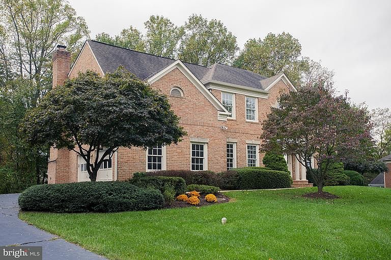 1st image of 10017 Park Royal Dr