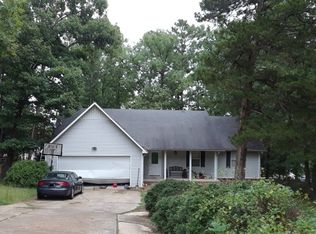 250 Sawmill Rd, Batesville, AR 72501