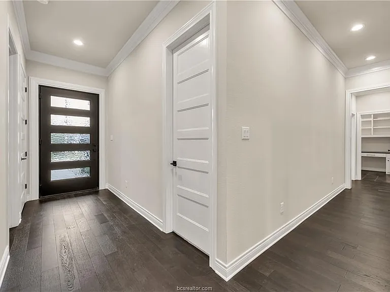 1736 Blanco Bend Dr — Photo 9