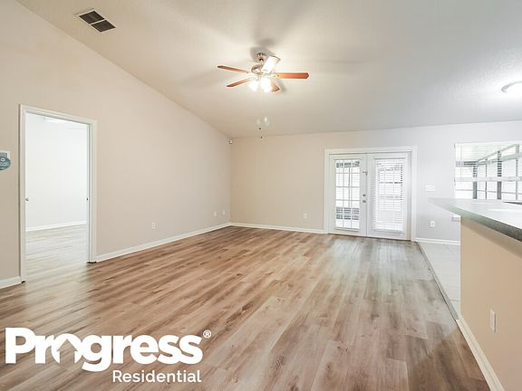 3rd image of 12576 Richfield Blvd