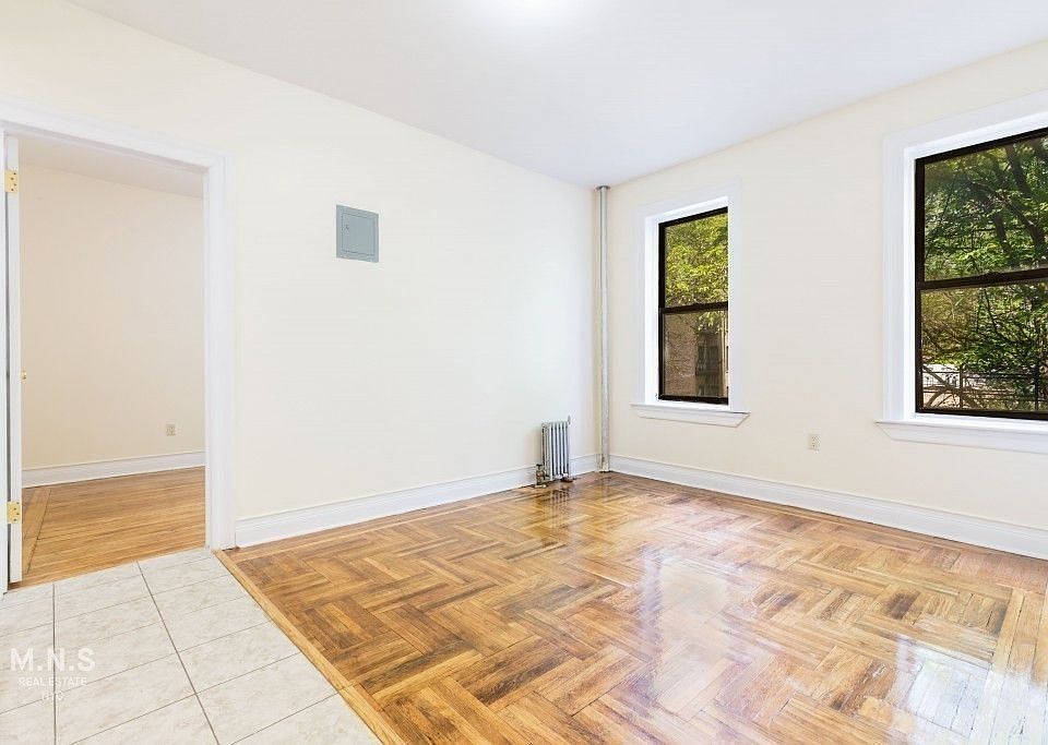 1st image of 118 Post Ave #1HH