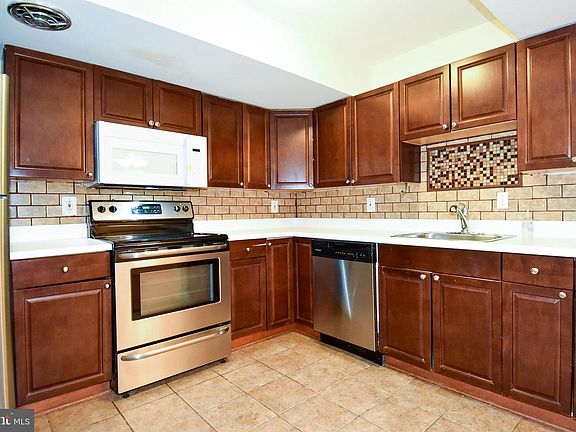 5th image of 9174 Broken Oak Pl Suite 67A