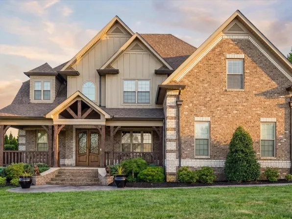 1807 Thompson Rd, Knoxville, TN 37932