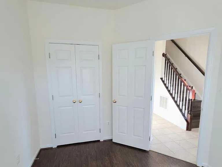 42625 Homefront Ter — Photo 4