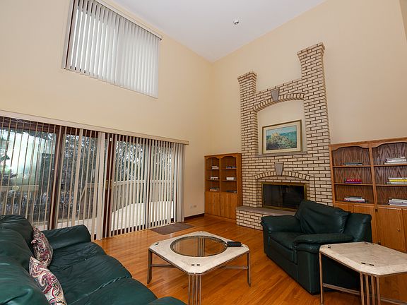 3rd image of 581 Edelweiss Ct