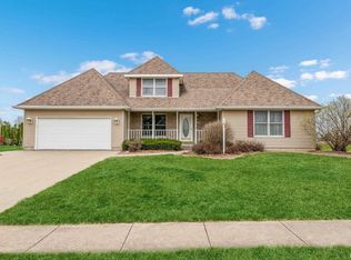 803 Wild Rose Rd, Wilton, IA 52778