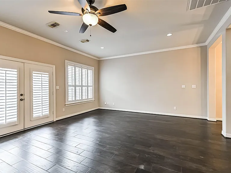 5453 Fairdale Ln — Photo 9