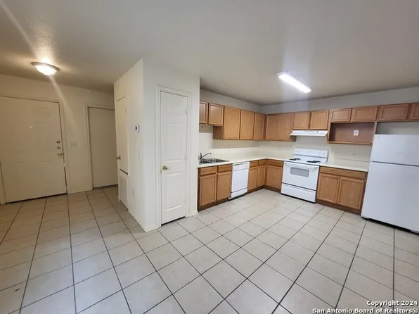 8935 Maverick Draw, San Antonio, TX 78250