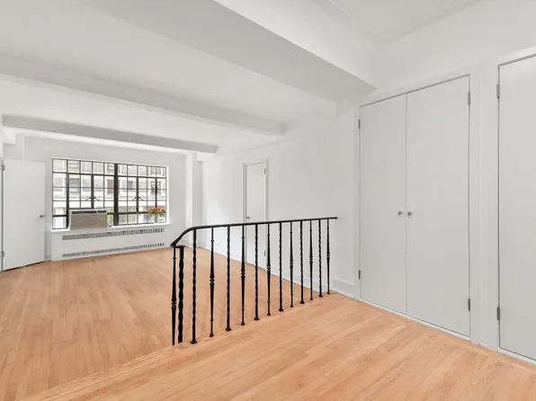 10 Park Avenue 4C image 3 of 12