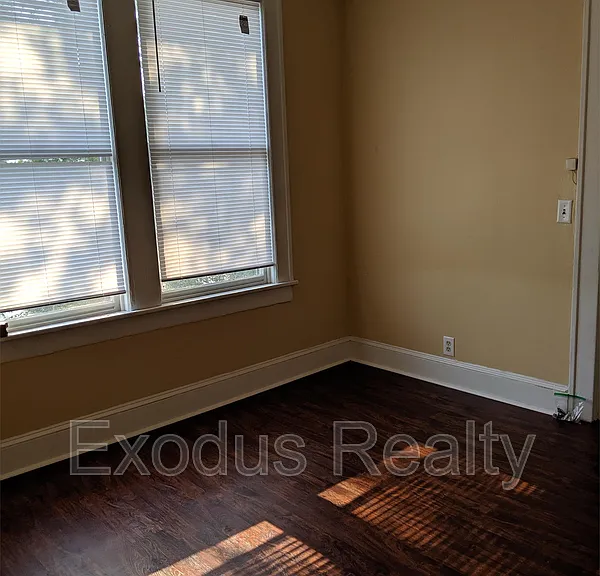 105 Gordon St #5 — Photo 10