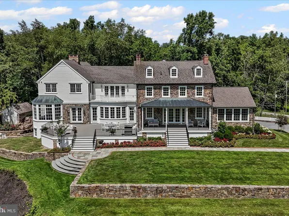 80 Heyburn Rd, Chadds Ford, PA 19317