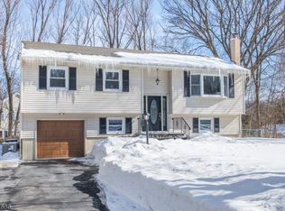 6 Franklin Rd, Mendham, NJ 07945