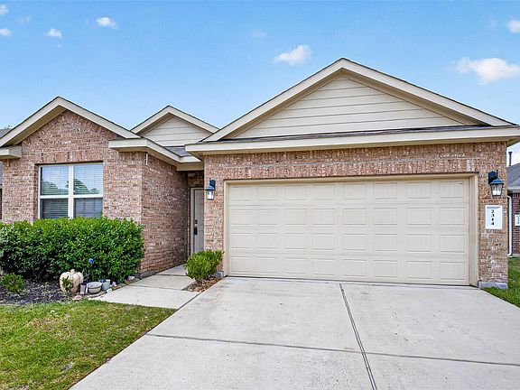 3rd image of 2314 Fallen Willow Ct