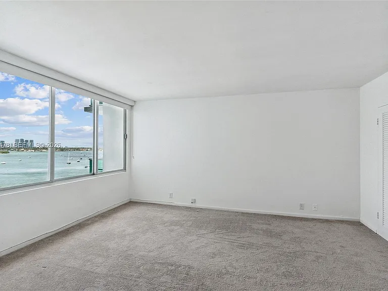 1000 West Ave #821 — Photo 7
