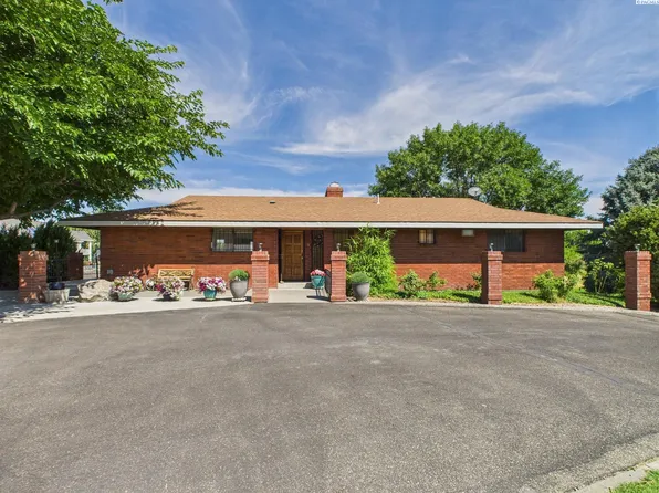 8111 W 10th Ave, Kennewick, WA 99336