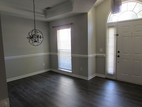 2nd image of 105 Walmsley Pl