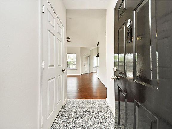 4th image of 1330 Old Spanish Trl APT 8301