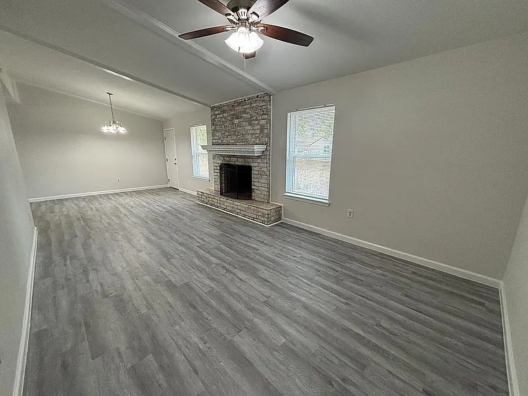 510 Alliance St — Photo 5
