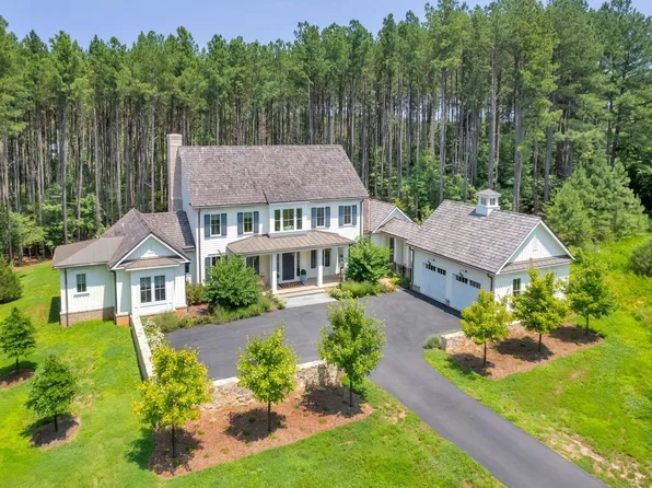 2884 Palmer Dr, Keswick, VA 22947