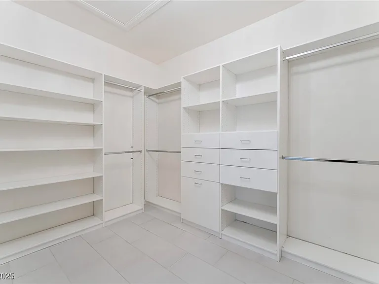 2267 Alanhurst Dr — Photo 31